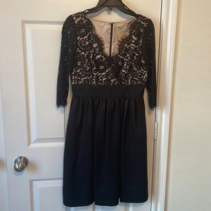 Black dress cocktail dress, size 6, with pockets , used good ,condition